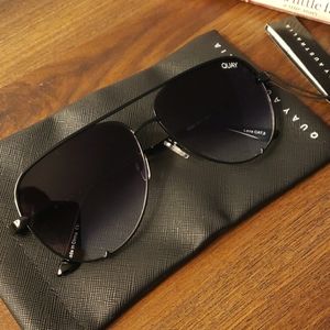 Quay High Key MiNi Black/Fade